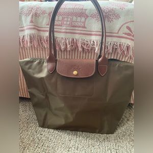 Longchamp Large Le Pliage Tote Olive Green EUC